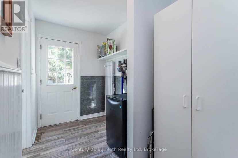 59 Withall Grove — photo 25 of 40