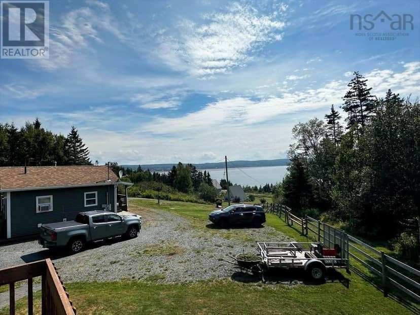 1079 Cape Split Road — photo 5 of 31