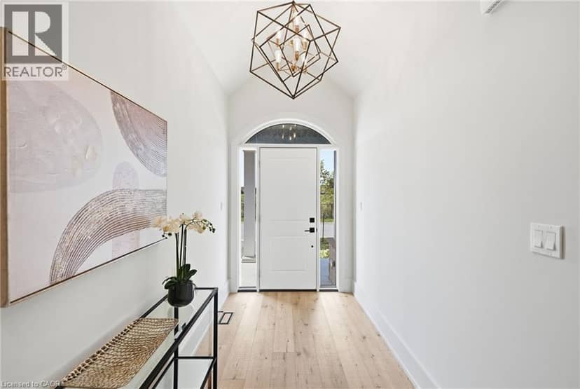 19 OAKLEY Drive — photo 3 of 40