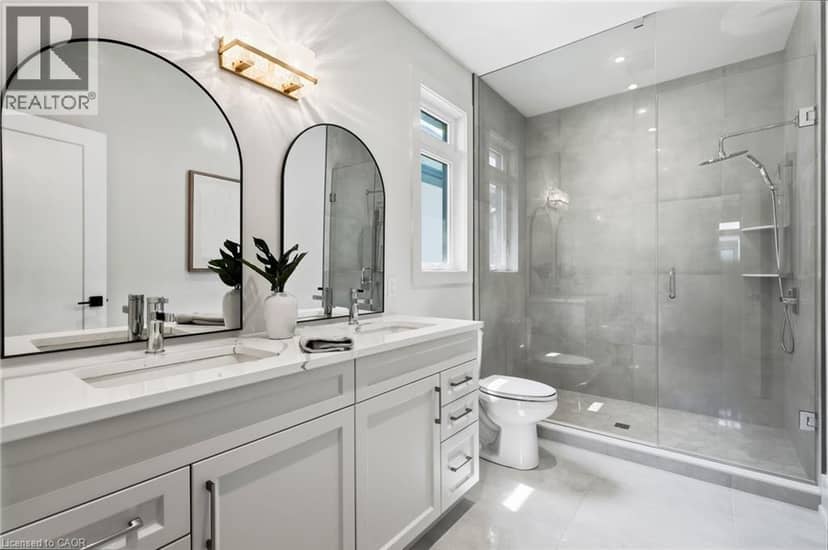 19 OAKLEY Drive — photo 24 of 40