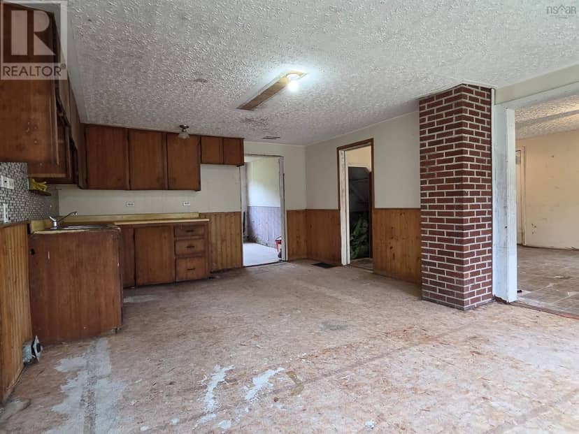415 Old Harmony Road — photo 14 of 40