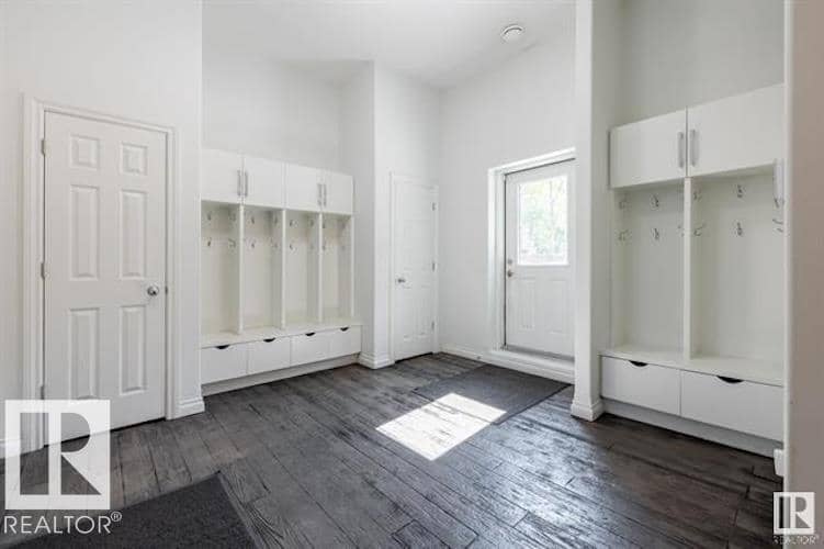 12428 103 AV NW — photo 36 of 40