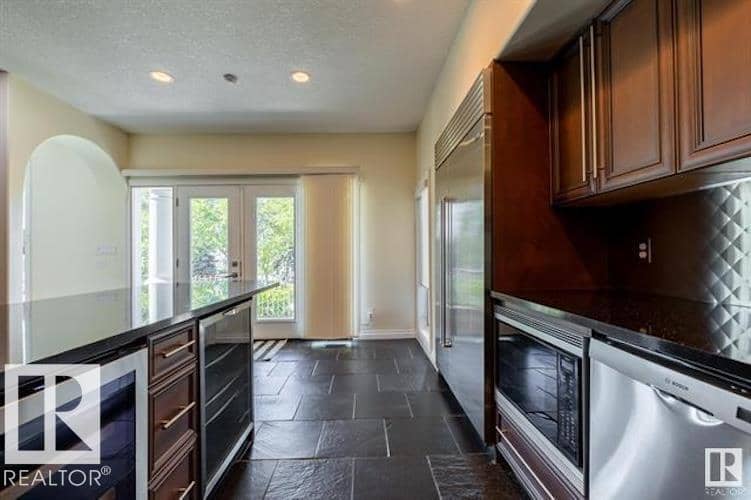 12428 103 AV NW — photo 25 of 40