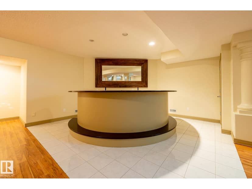 12428 103 AV NW — photo 38 of 40