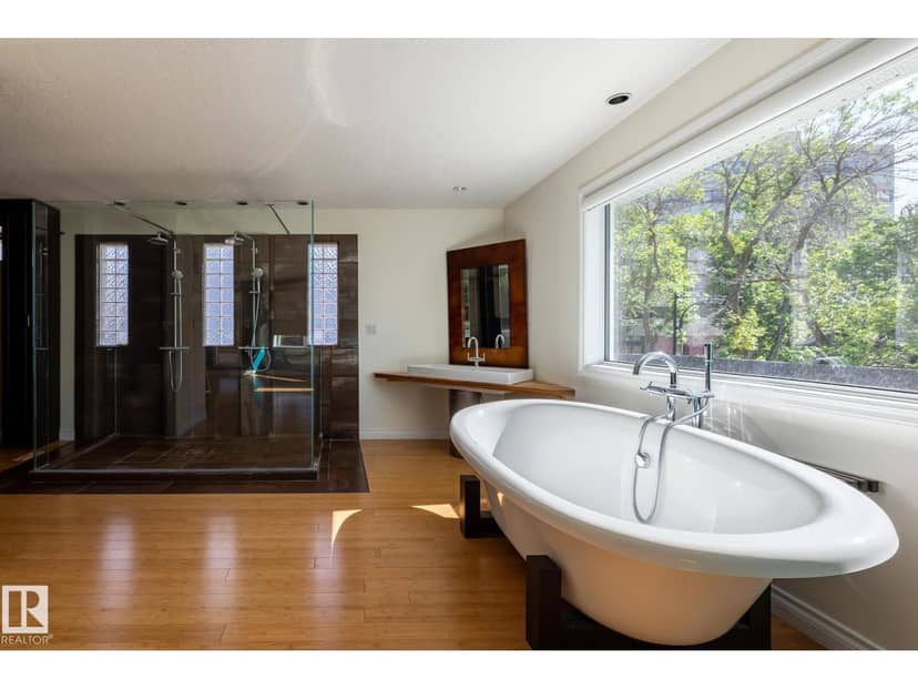 12428 103 AV NW — photo 30 of 40