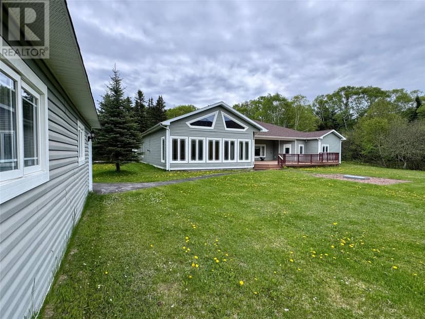 6 Tamarack Street — photo 9 of 40