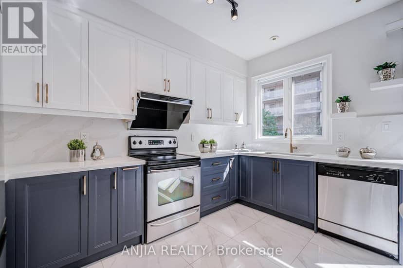 25 Galleria Parkway — photo 22 of 40