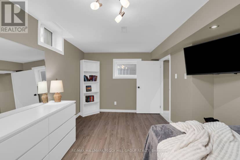 48 Oren Boulevard — photo 18 of 28
