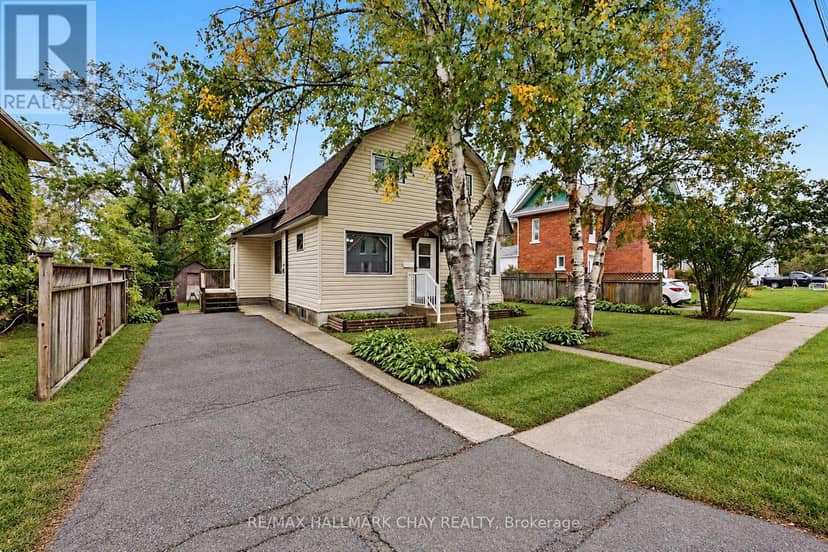 275 Harvey Street — photo 2 of 28