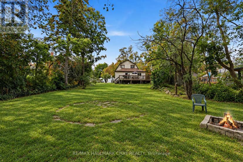 275 Harvey Street — photo 3 of 28
