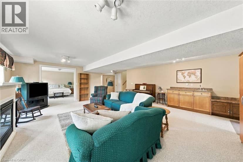 500 LAKEVIEW Drive Unit# 9 — photo 34 of 40