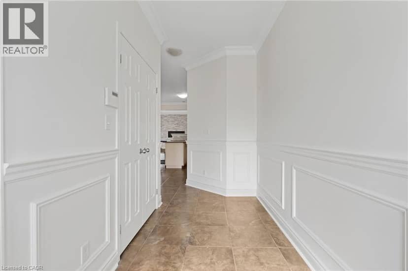 278 THOMAS SLEE Drive — photo 6 of 28