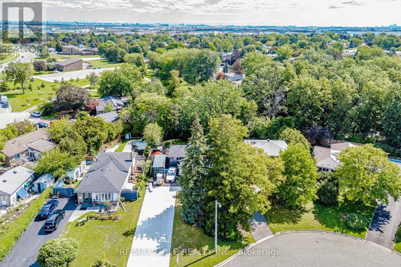 44 Deloraine Drive — photo 2 of 29