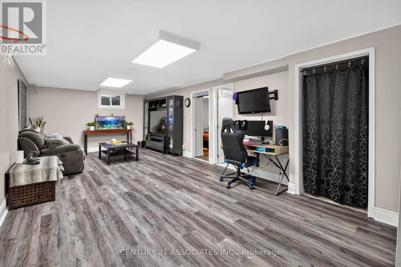 2909 Quetta Mews — photo 28 of 40