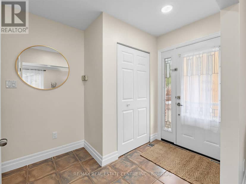 2475 Brookhurst Road — photo 6 of 31
