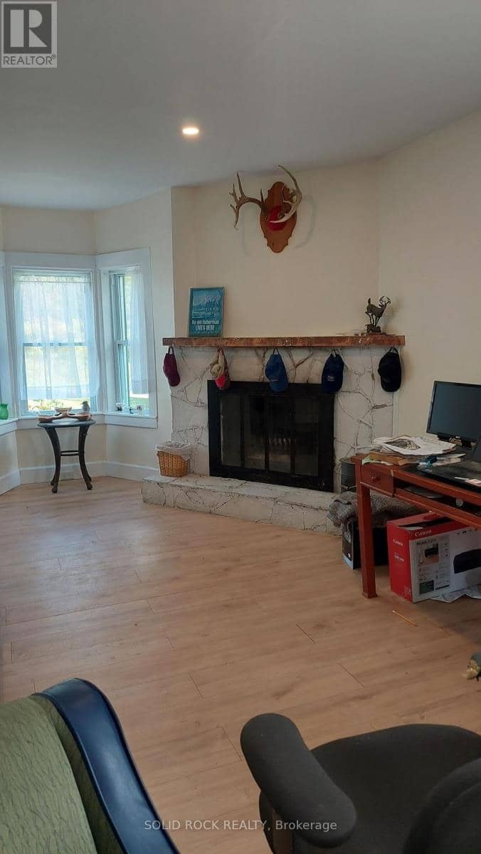 1103 Cronk Road, Frontenac, photo 3