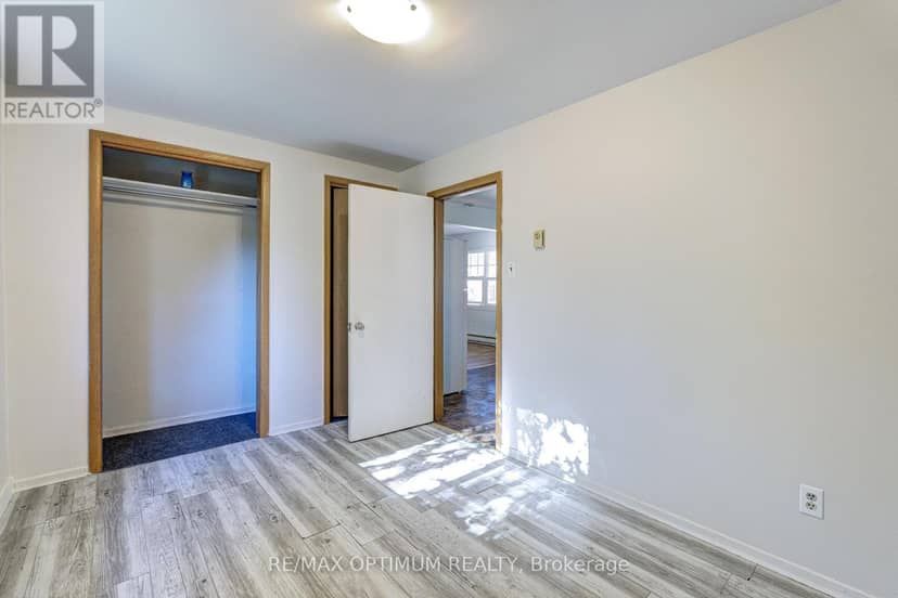 916 Queenston Road — photo 36 of 38