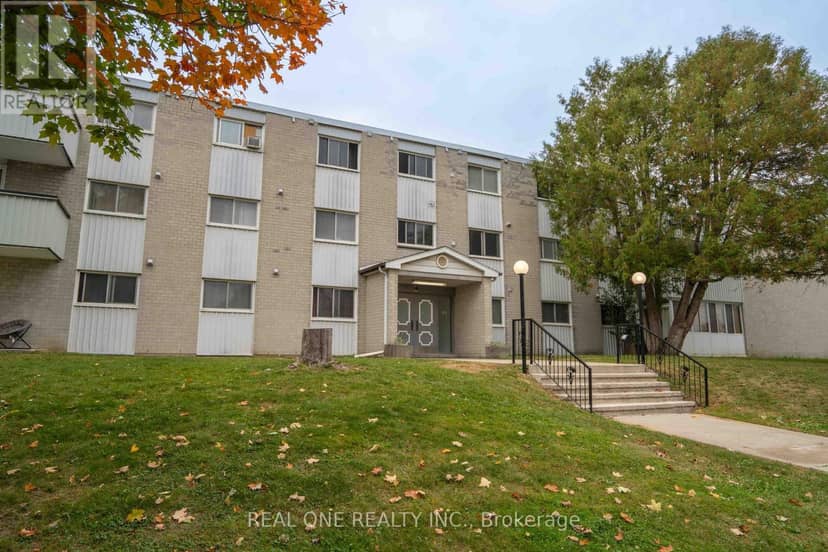 204 - 6 Walton Avenue — photo 2 of 22