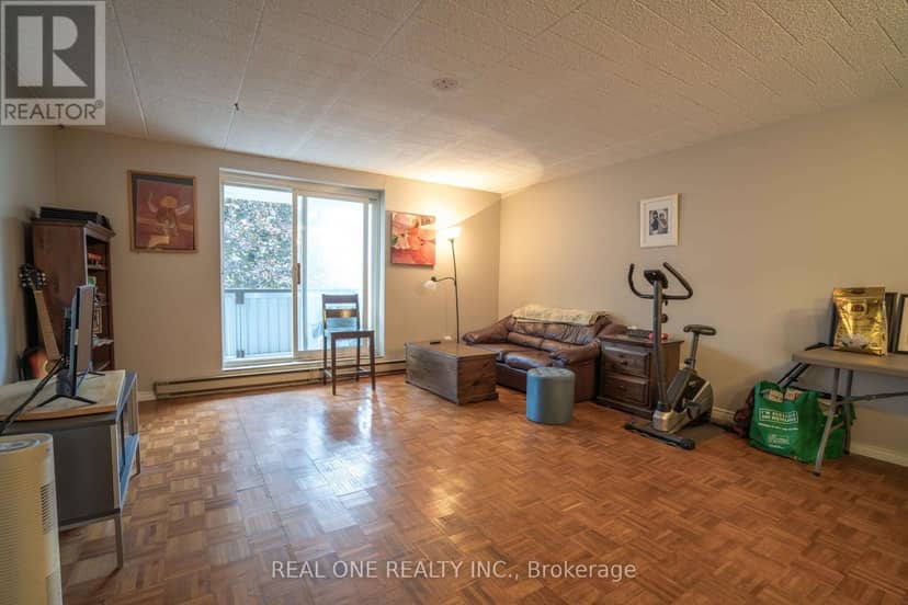 204 - 6 Walton Avenue — photo 8 of 22