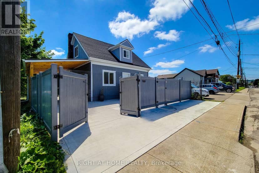 78 Hillyard Street E, Hamilton, photo 2