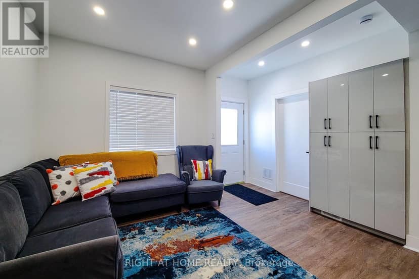 78 Hillyard Street E, Hamilton, photo 8