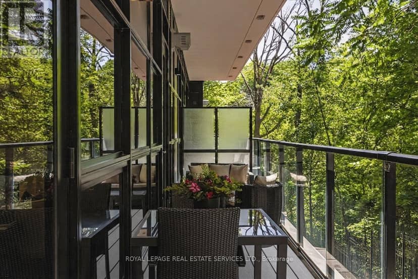 203 - 200 Russell Hill Road — photo 27 of 37