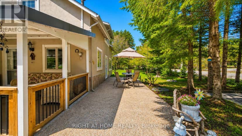 640 Tiny Beaches Road N — photo 3 of 29