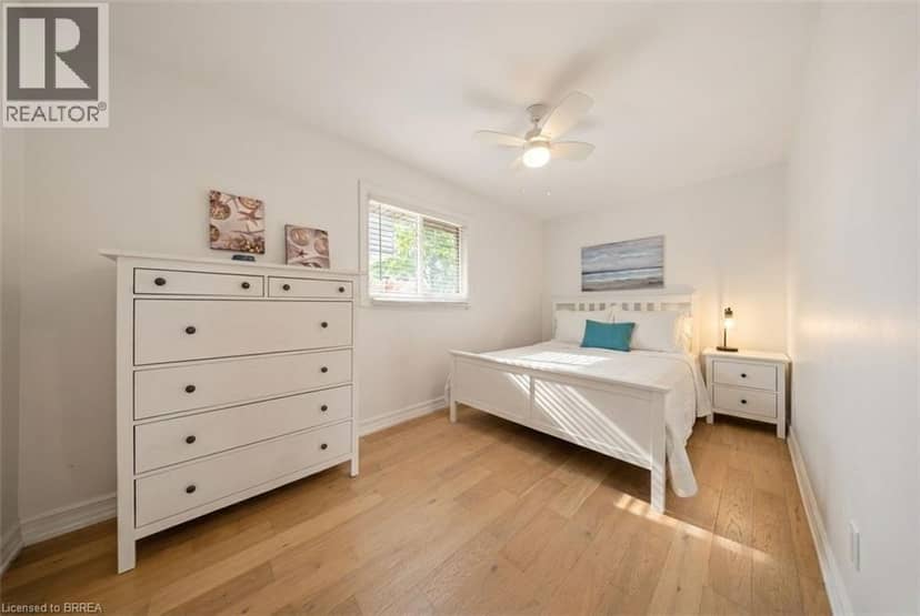 10 RESERVE Street — photo 13 of 32
