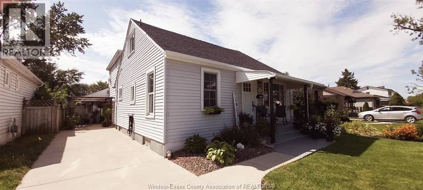 1047 Esdras Avenue — photo 1 of 40