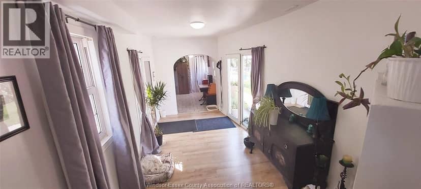 1047 Esdras Avenue — photo 38 of 40
