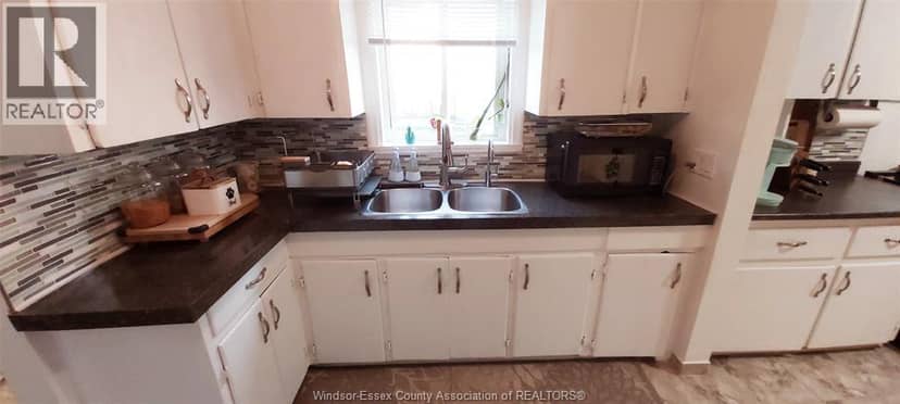 1047 Esdras Avenue — photo 9 of 40
