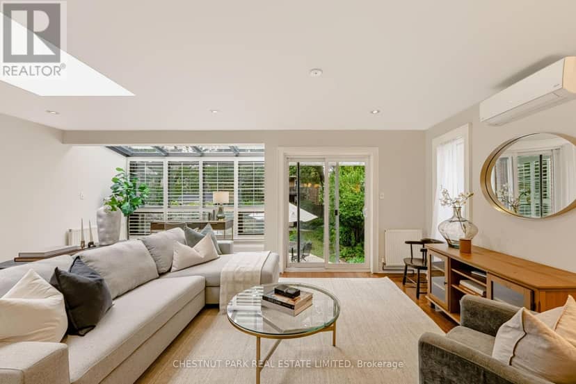 42 Bowood Avenue, Toronto, photo 2