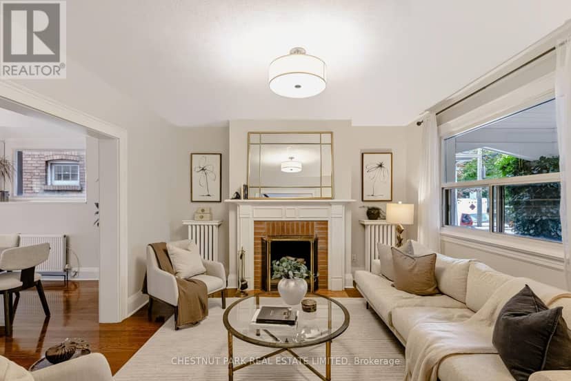 42 Bowood Avenue, Toronto, photo 3