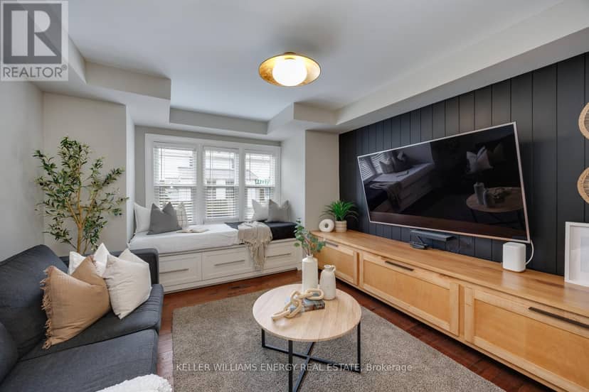239 Perry Street — photo 10 of 40