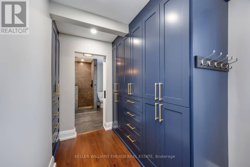 239 Perry Street — photo 27 of 40