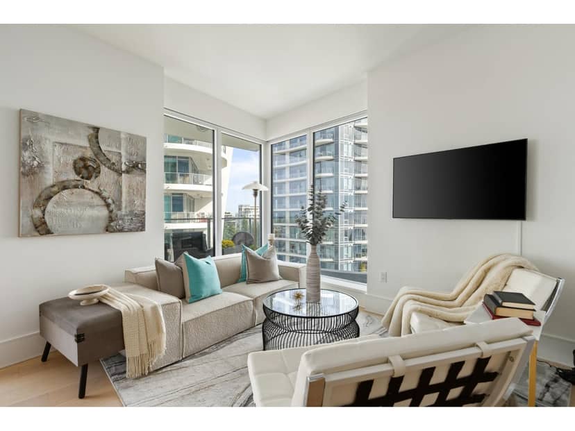 1504 1500 MARTIN STREET, White Rock, photo 2