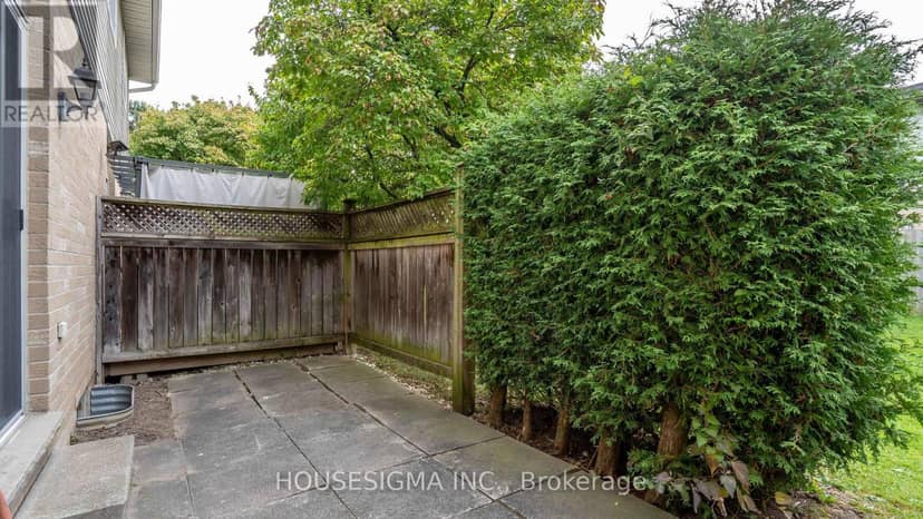 39 - 141 Condor Court — photo 31 of 33