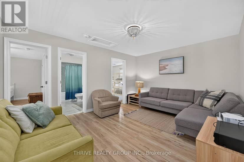 6 Addison Street — photo 17 of 40