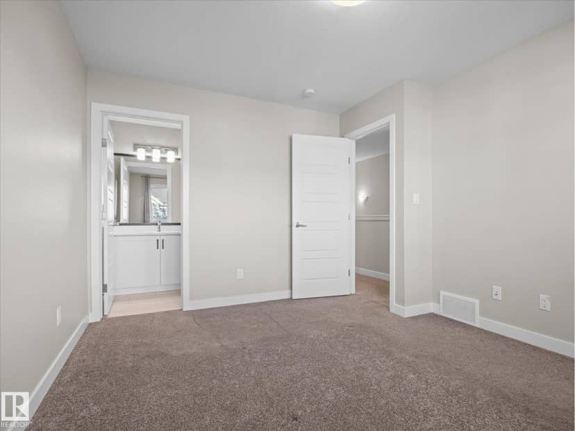 541 Paterson Wy SW — photo 18 of 40