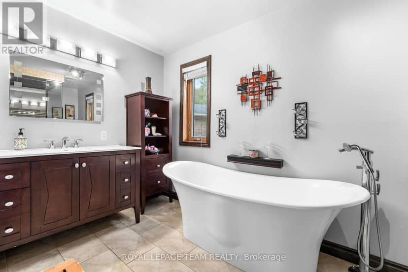 6100 Gough Road — photo 13 of 40