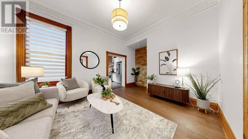 201 Seaton Street — photo 11 of 40