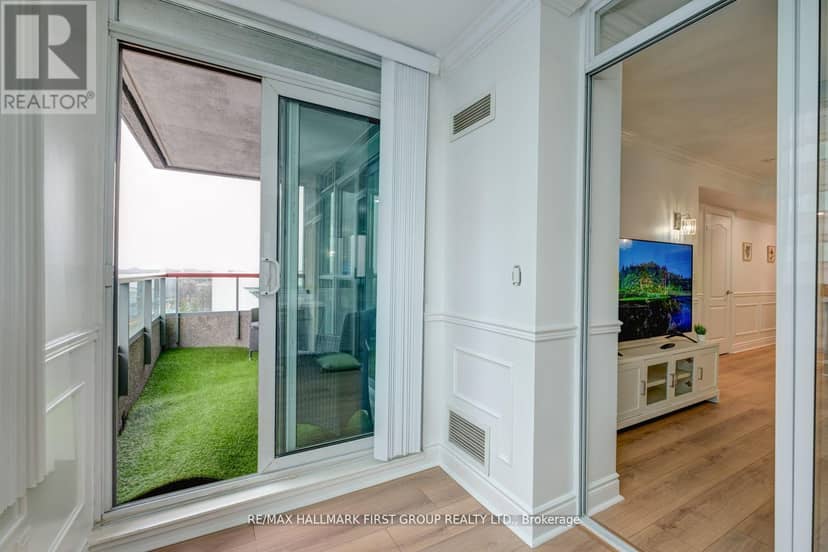 1008 - 60 Brian Harrison Way — photo 15 of 28
