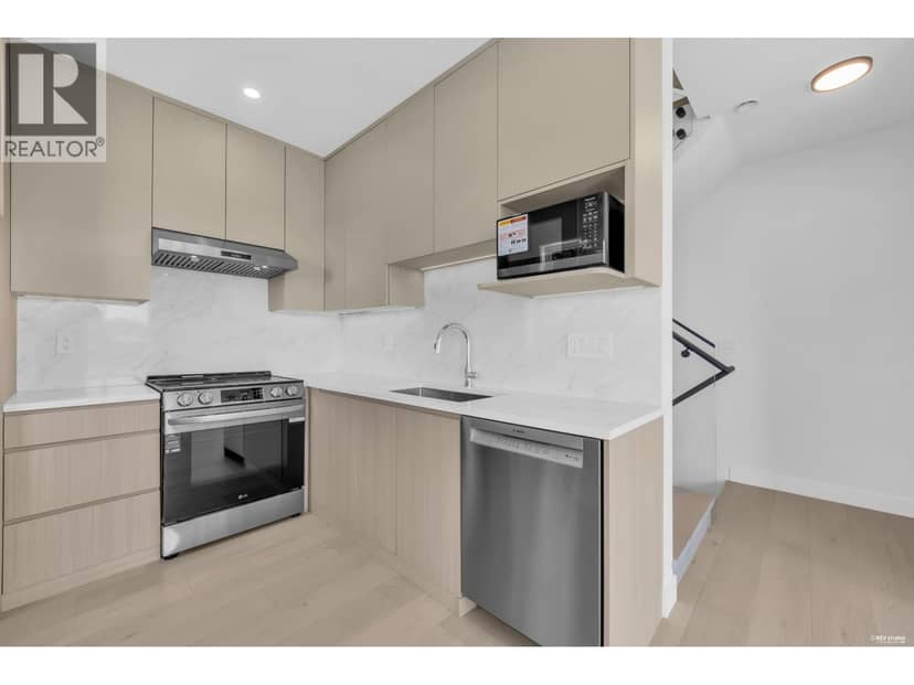 1 3800 PENDER STREET, Burnaby, photo 5