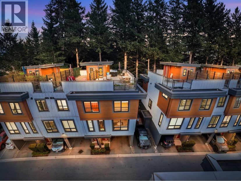 64 39769 GOVERNMENT ROAD, Squamish