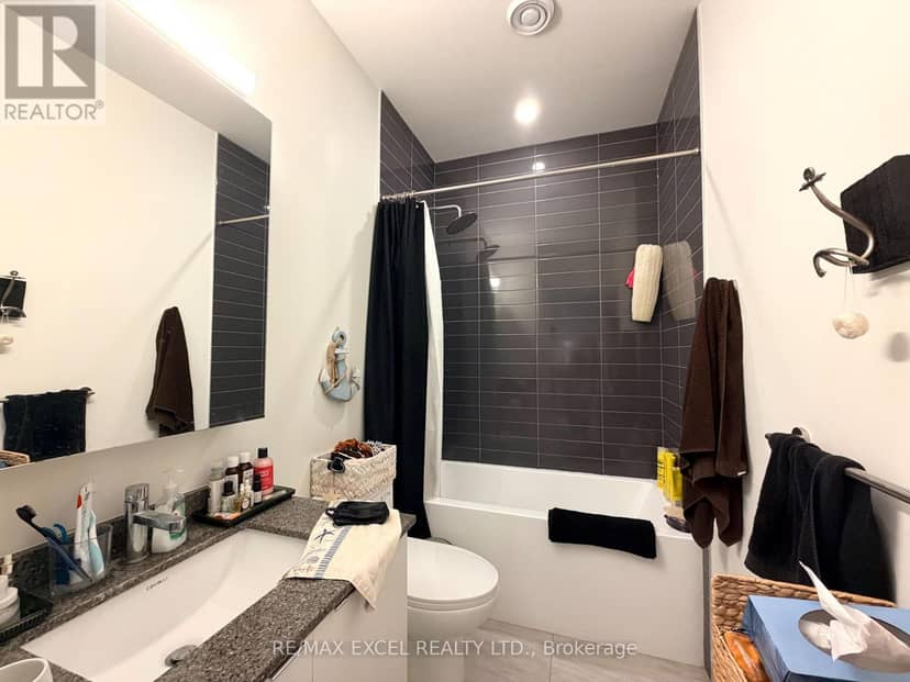 809E - 8868 Yonge Street — photo 21 of 40