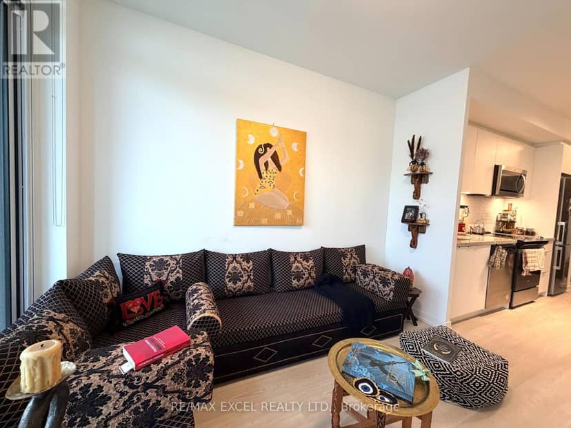 809E - 8868 Yonge Street — photo 26 of 40