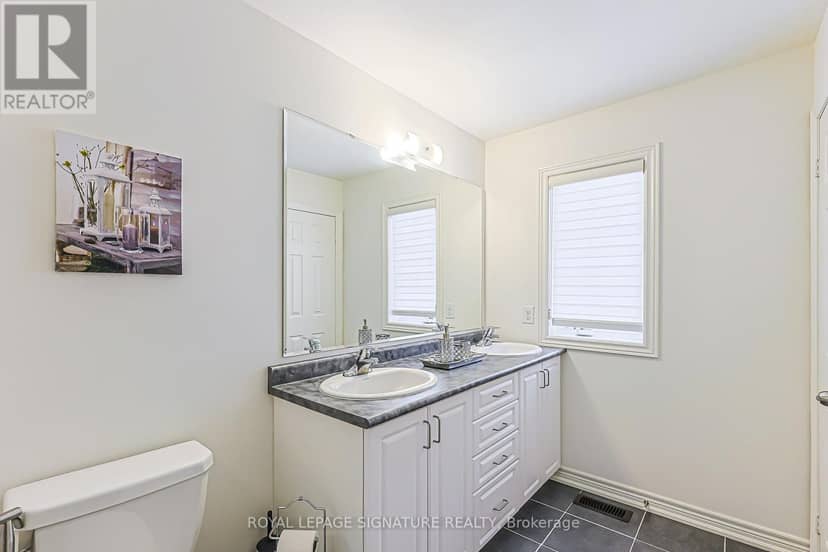 27 Beechborough Crescent — photo 32 of 40