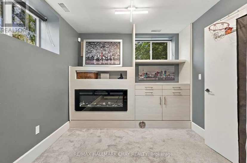 6513 King Road — photo 36 of 40