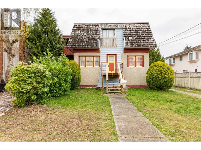 4939 Sidley Street, Burnaby, photo 2