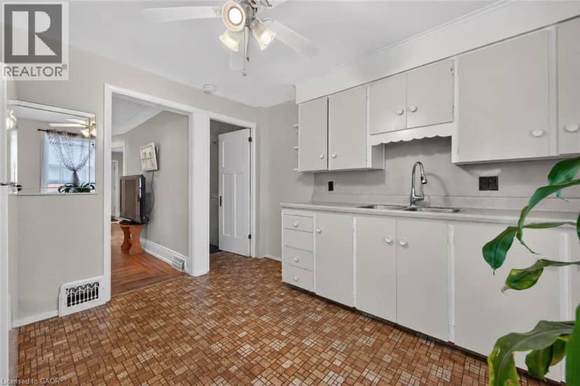 103 BELMONT Avenue — photo 21 of 40
